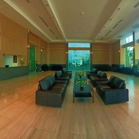 Mayflower Grande Suite Hotel Пхитсанулок Экстерьер фото