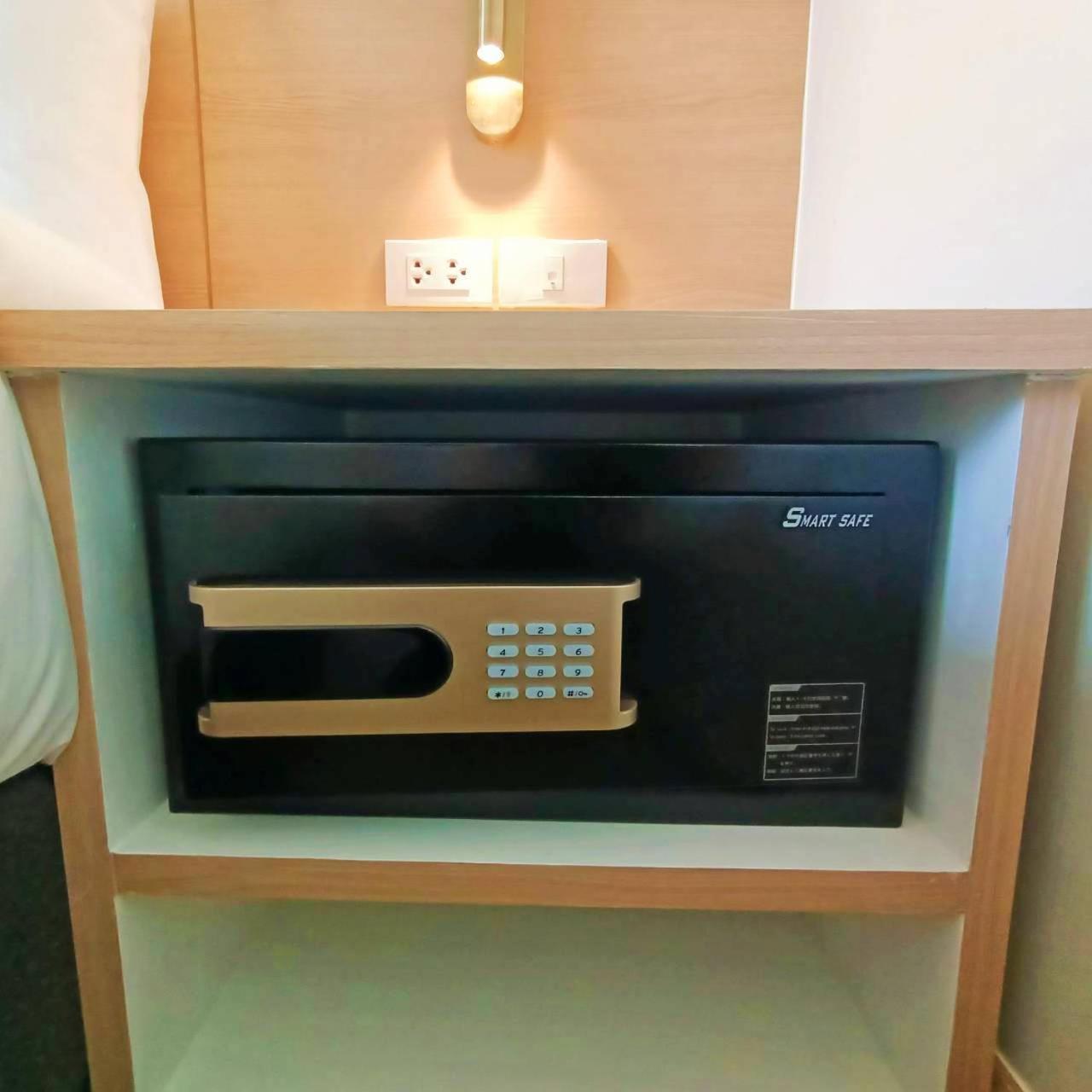 Mayflower Grande Suite Hotel Пхитсанулок Экстерьер фото